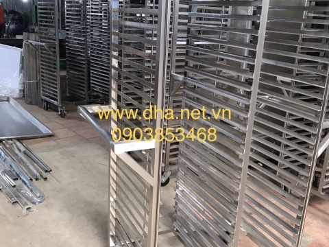 Giao xe đẩy cơm cho Đại lý Bánh xe đẩy tại Long An