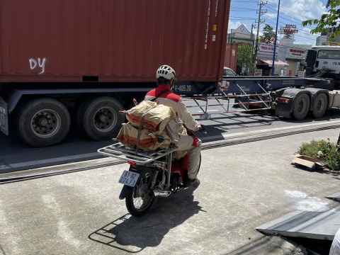 Giao xe đẩy hàng cho đại lý xe đẩy hàng ở Đồng Nai