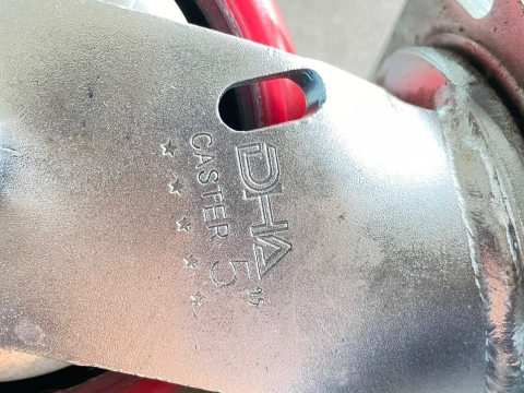 Hình ảnh Khách hàng sử dụng bánh xe đẩy DHA CASTER